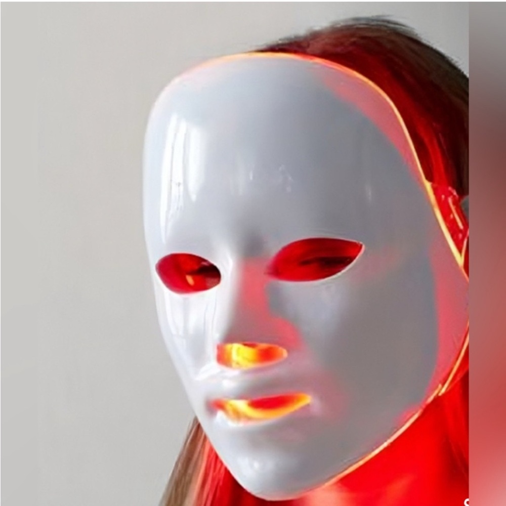Light Therapy Face Mask